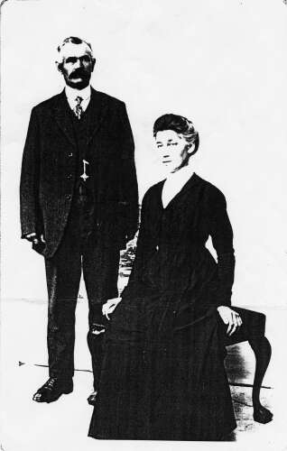 Photocopy portrait of William & Selina Hills, date unknown. Image kindly provided by Juliet New.